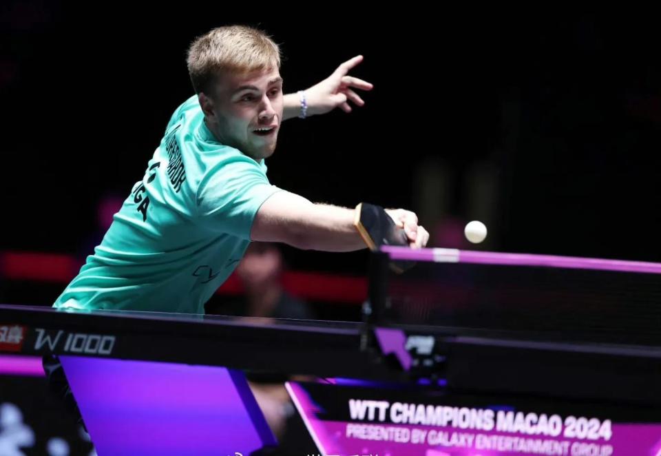 正是基于持 正是基于持