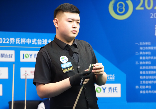 黄文杰一样 黄文杰一样