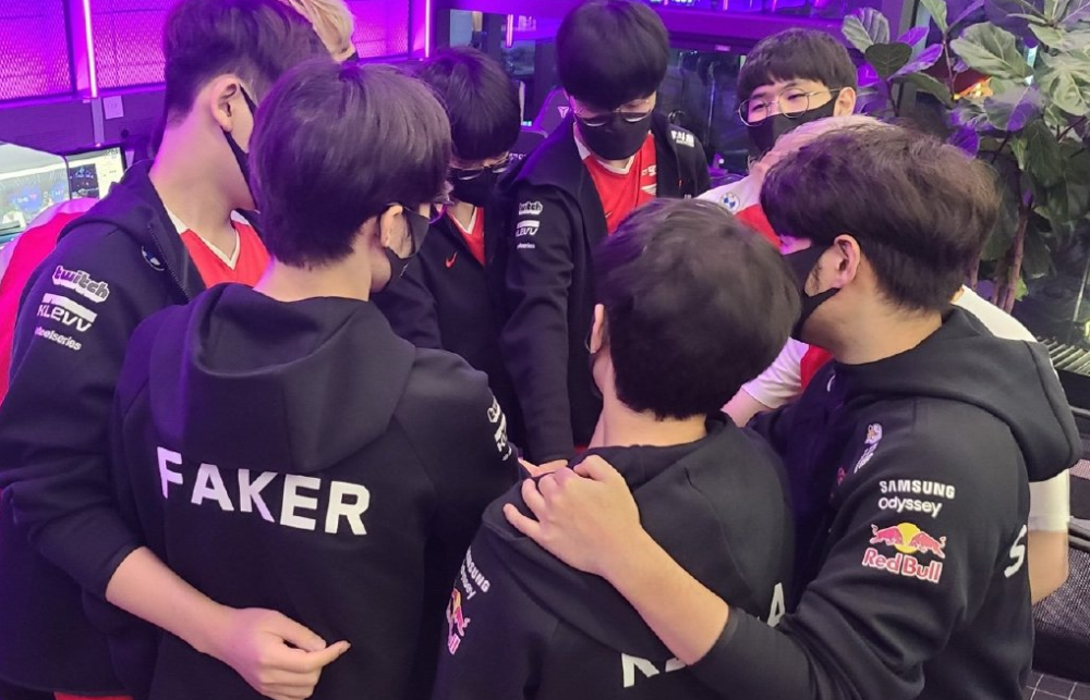 再是郝伟的 再是郝伟的