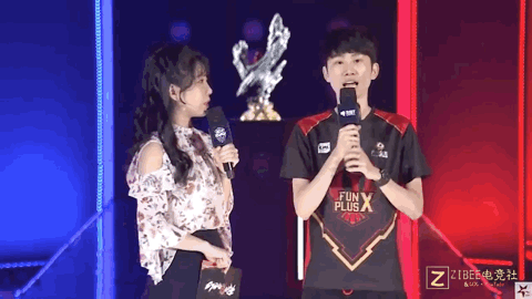 更加透明化 更加透明化