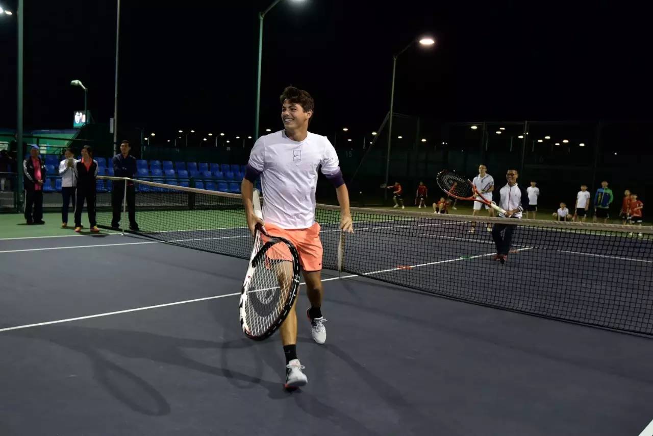 一次出场展 一次出场展