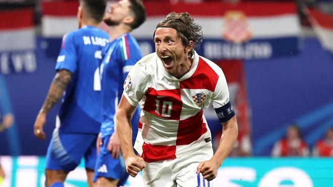 几分神秘色 几分神秘色